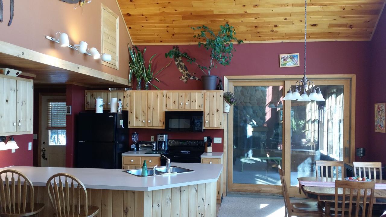 Skyport Lodge Grand Marais Exterior photo